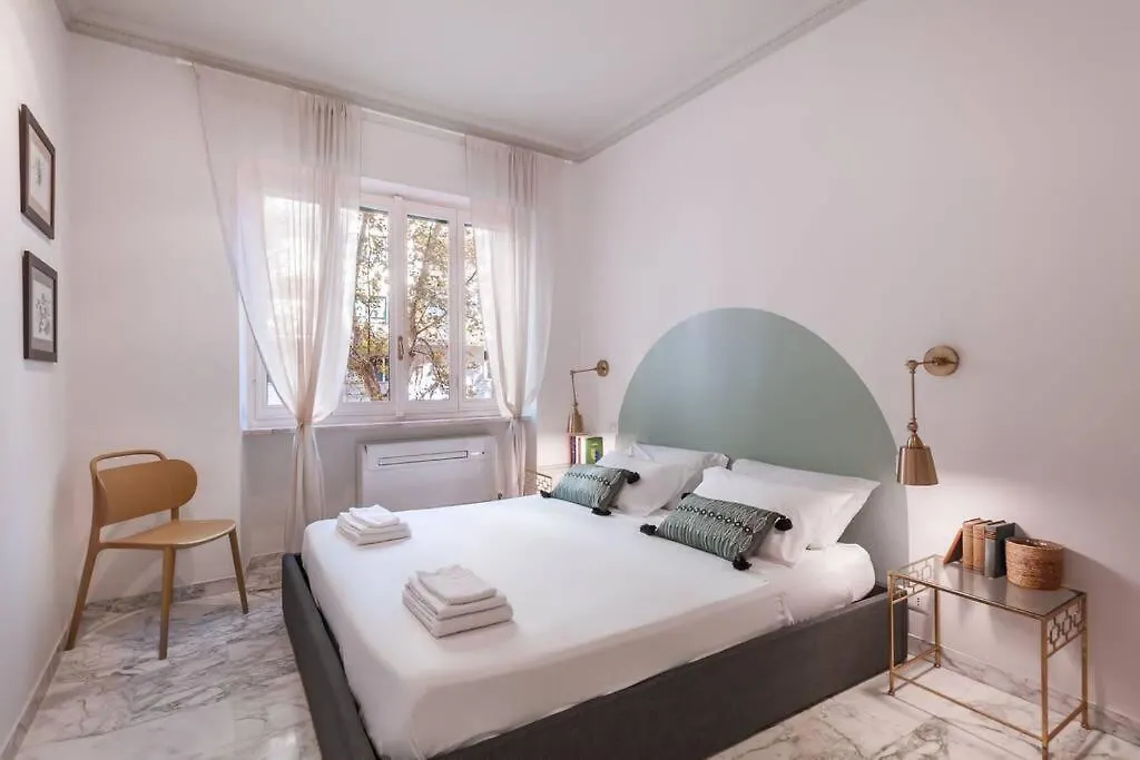 Ladolcevita - Flaminio Stylish Flat Rome 0*,  Italy
