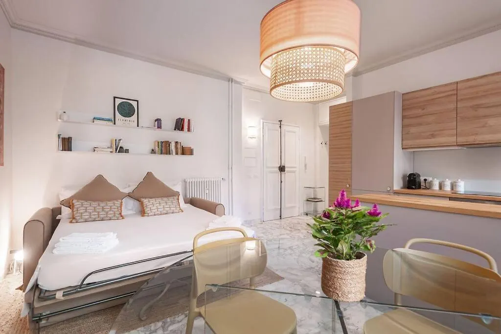 Ladolcevita - Flaminio Stylish Flat Rome Apartment
